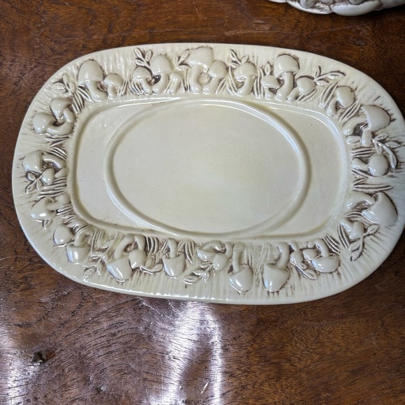 Vintage 70s Arnels Merry Mushrooms large ceramic gravy boat with saucer - Picture 5 of 11